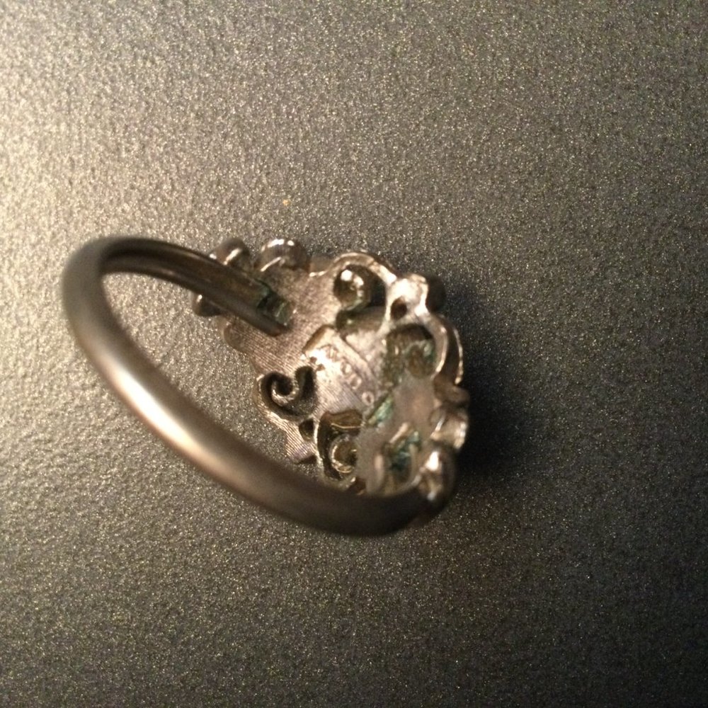 Avon Obsidian? Ring Size 9.5 Jewelry vintage 1 missing small stone - Picture 6 of 9